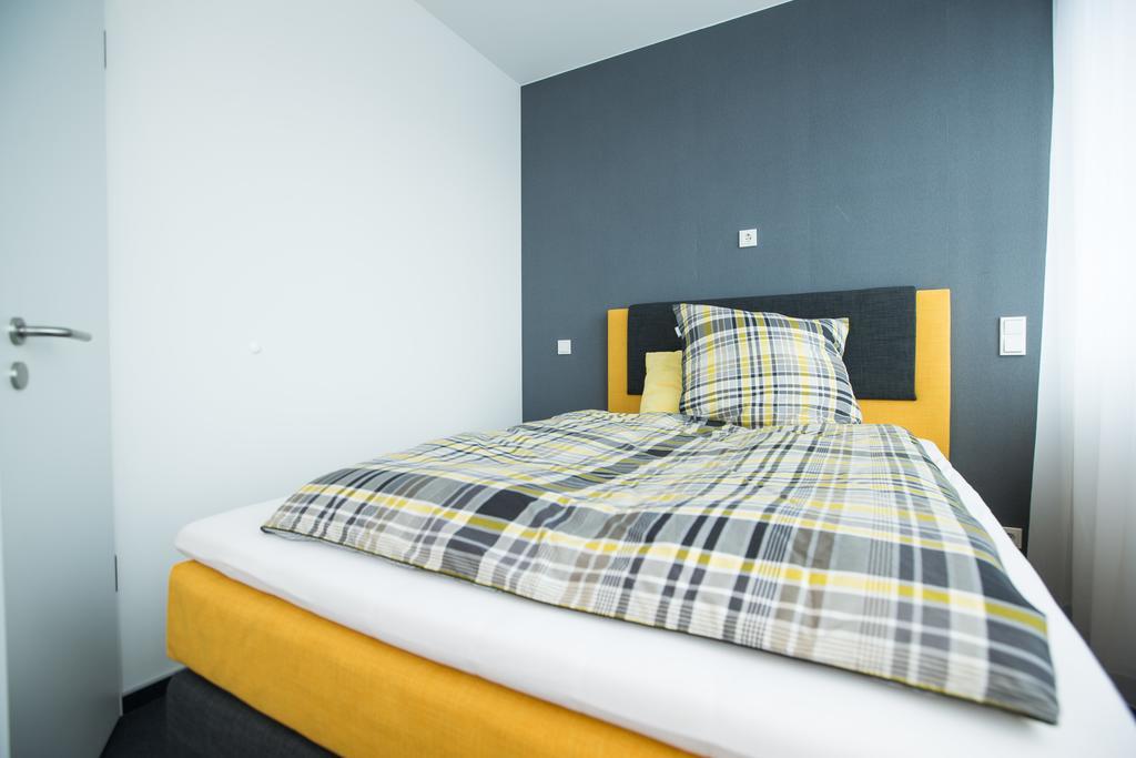 Design Sleepy Cologne Aparthotel Bagian luar foto