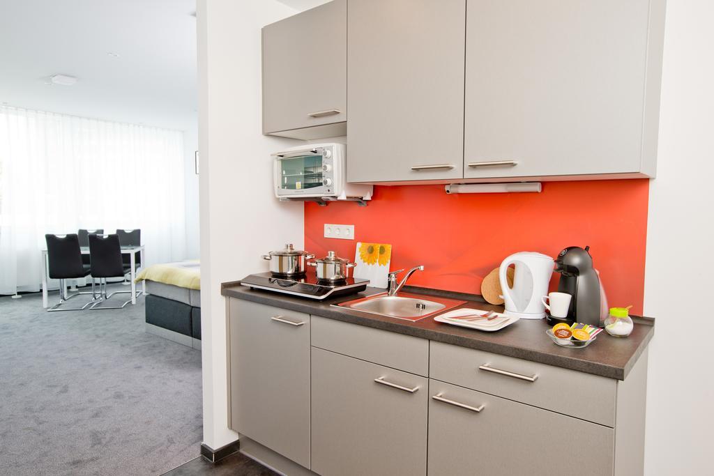 Design Sleepy Cologne Aparthotel Bagian luar foto
